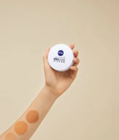 NIVEA Hyaluron Cellular Filler 3in1 Care Cushion – Medium 15 NIVEA Hyaluron Cellular Filler 3in1 Care Cushion – Medium -Verzorgingsvoordeel Huis 1027x1200 19