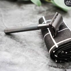 Bamboozy Safety Razor RVS + 20 Scheermesjes Mat Zwart Unisex Mannen Vrouwen Double Edge Single Blade Zero Waste Duurzaam Scheren -Verzorgingsvoordeel Huis 1200x1200 1027