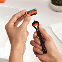 Gillette® Gillette Fusion5 Navulmesjes - 14 Stuks -Verzorgingsvoordeel Huis 1200x1200 1049