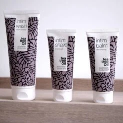Serie Scheren Intieme Zone - 3 Producten Voor Het Verwijderen Van Rode Bultjes, Vlekjes En Ingegroeide Haren Na Het Scheren. De Serie Bevat: Intim Wash 200ml, Intim Shave 100ml, Intieme Aftershave Balsem 100ml | Australian Bodycare -Verzorgingsvoordeel Huis 1200x1200 1290