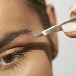 Tweezerman Slant Tweezer RVS Pincet - 1 St 12 Tweezerman Slant Tweezer RVS Pincet - 1 St -Verzorgingsvoordeel Huis 1200x1200 1358