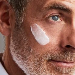 NIVEA MEN Anti-Age Hyaluron Gezichtcrème SPF 15 - 50ml 15 NIVEA MEN Anti-Age Hyaluron Gezichtcrème SPF 15 - 50ml -Verzorgingsvoordeel Huis 1200x1200 1468