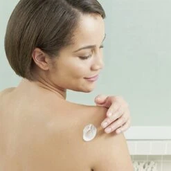 Dove DermaSpa Radiant Goodness Bodycrème - 4 X 300 Ml - Voordeelverpakking -Verzorgingsvoordeel Huis 1200x1200 162