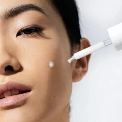 Caudalie Vinoperfect Serum-Antivlekken-Antioxidant 30ml -Verzorgingsvoordeel Huis 1200x1200 1639