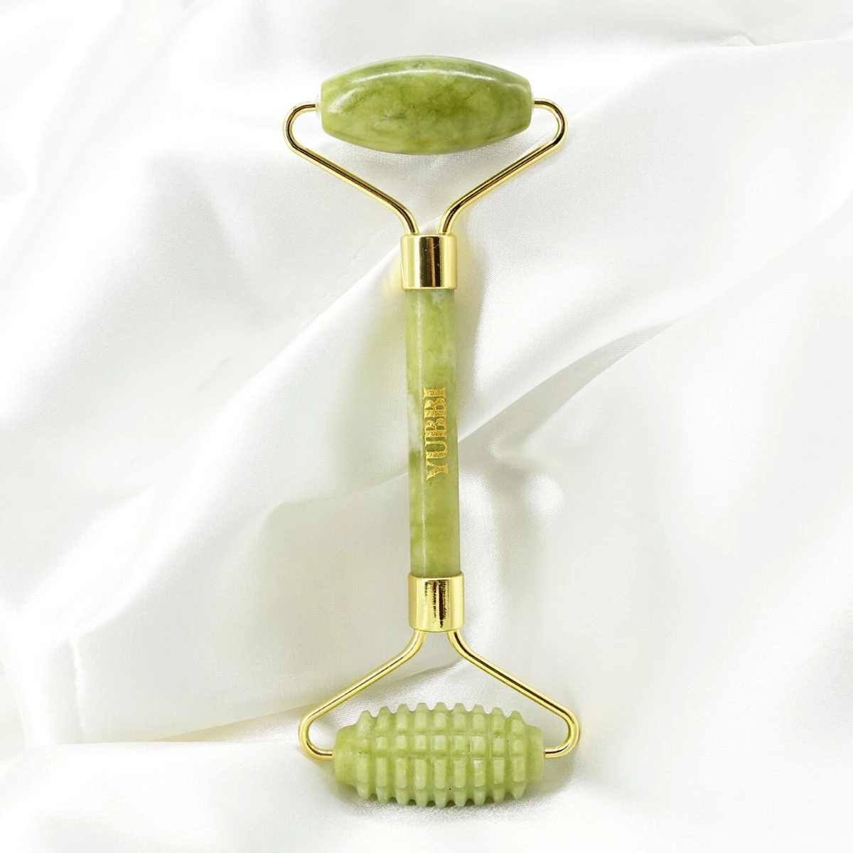 YUBBI™ Jade Gua Sha Set - Groene Jade Gezichtsroller - Schraper - Gezichtsverzorging - 4 Stuks - Inclusief Instructies 2 YUBBI™ Jade Gua Sha Set - Groene Jade Gezichtsroller - Schraper - Gezichtsverzorging - 4 Stuks - Inclusief Instructies - Afbeelding 2