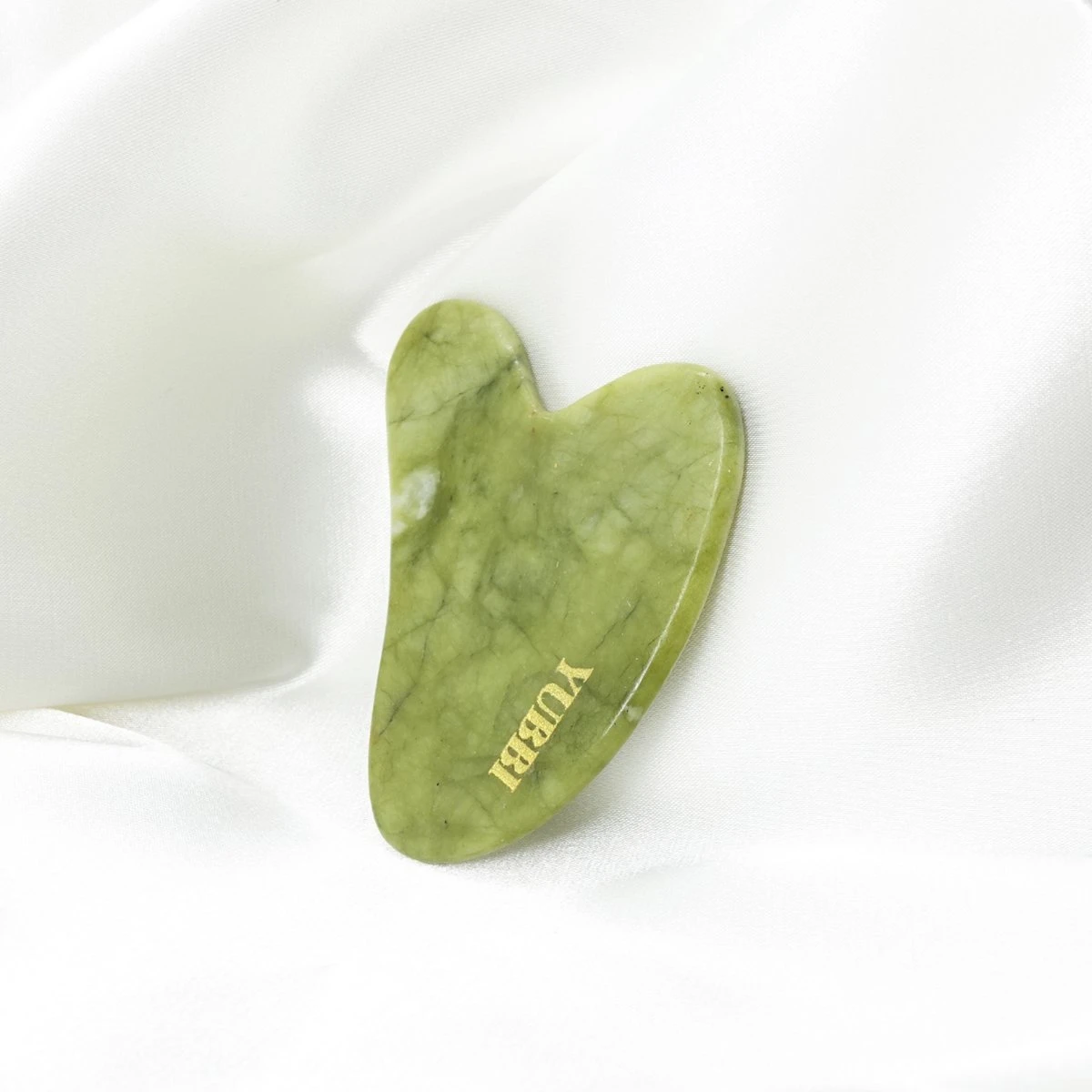 YUBBI™ Jade Gua Sha Set - Groene Jade Gezichtsroller - Schraper - Gezichtsverzorging - 4 Stuks - Inclusief Instructies 5 YUBBI™ Jade Gua Sha Set - Groene Jade Gezichtsroller - Schraper - Gezichtsverzorging - 4 Stuks - Inclusief Instructies - Afbeelding 5