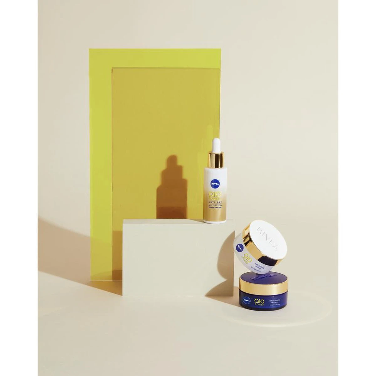 NIVEA Q10 Power +Extra Voedend Anti-Rimpel Nachtcrème - Droge Huid - 50 Ml 4 NIVEA Q10 Power +Extra Voedend Anti-Rimpel Nachtcrème - Droge Huid - 50 Ml - Afbeelding 4