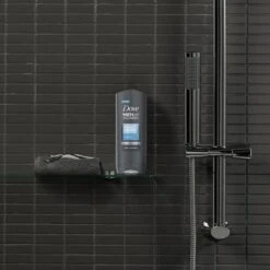 Dove Men+Care Clean Comfort Verzorgende Douchegel - 6 X 250 Ml - Voordeelverpakking 13 Dove Men+Care Clean Comfort Verzorgende Douchegel - 6 X 250 Ml - Voordeelverpakking -Verzorgingsvoordeel Huis 1200x1200 632