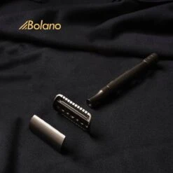 Bolano® Safety Razor Set Mat Zwart + 30 Double Edge Scheermesjes + Houder- Klassiek Scheermes Voor Mannen En Vrouwen - D663 -Verzorgingsvoordeel Huis 1200x1200 981