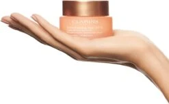 Clarins Extra Firming Jour SPF 15 Dagcrème - 50 Ml -Verzorgingsvoordeel Huis 1200x740