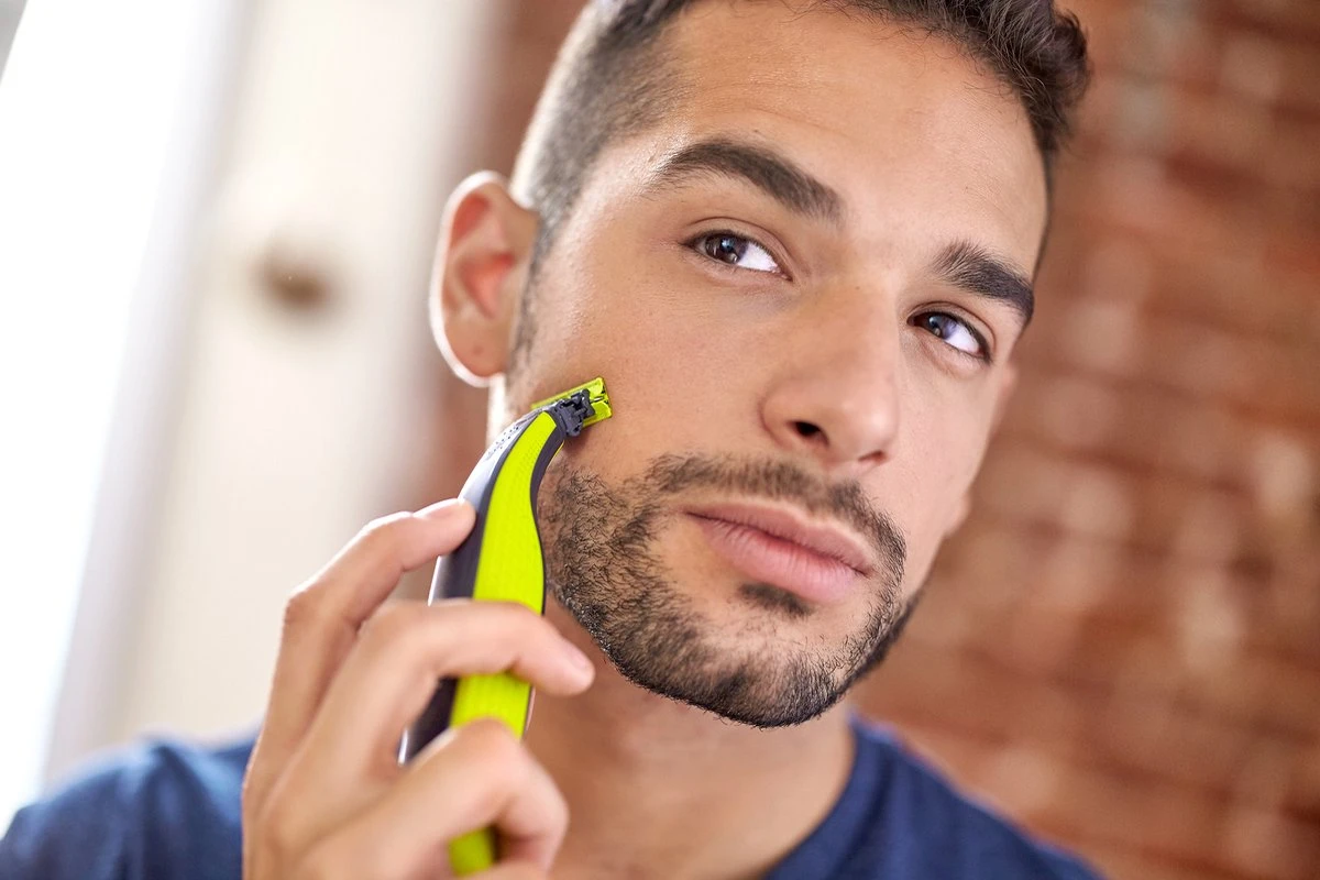 Philips OneBlade Original Blade QP240/50 - Vervangmesjes - 4 Stuks 7 Philips OneBlade Original Blade QP240/50 - Vervangmesjes - 4 Stuks - Afbeelding 7