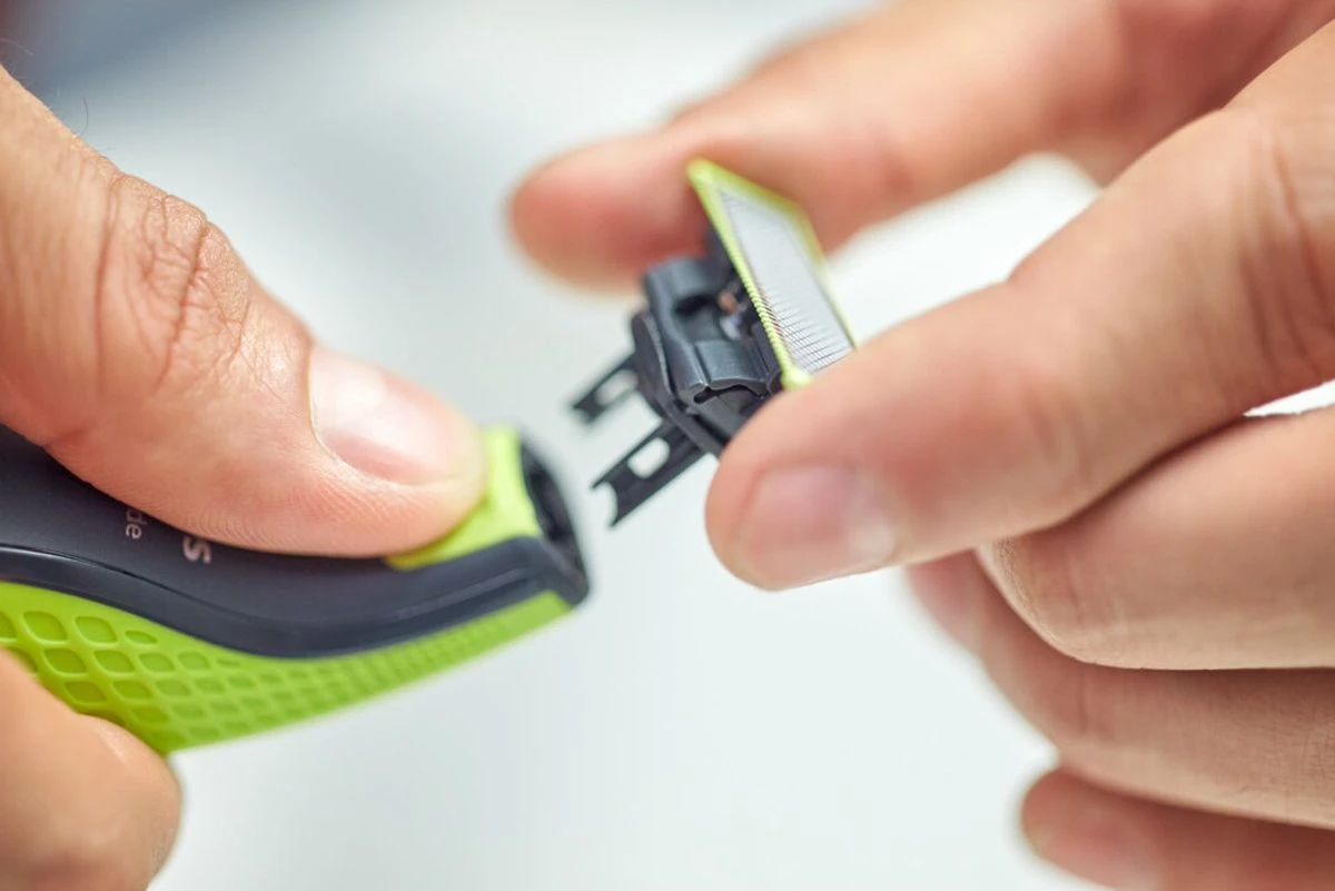 Philips OneBlade Original Blade QP230/50 - Vervangmesjes - 3 Stuks 7 Philips OneBlade Original Blade QP230/50 - Vervangmesjes - 3 Stuks - Afbeelding 7