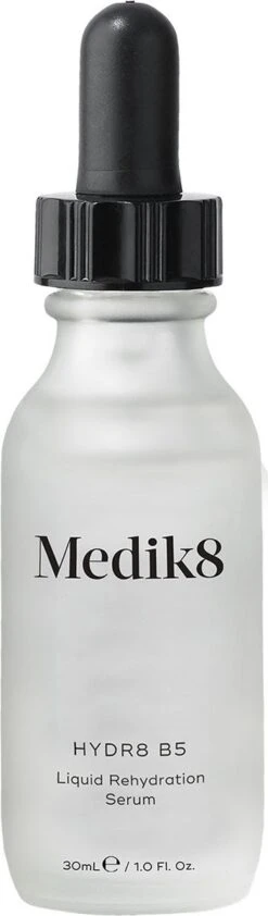 Medik8 - Hydr8 B5 - Vochtinbrengende Gezichtsserum - 30 Ml 7 Medik8 - Hydr8 B5 - Vochtinbrengende Gezichtsserum - 30 Ml -Verzorgingsvoordeel Huis 352x1200 3