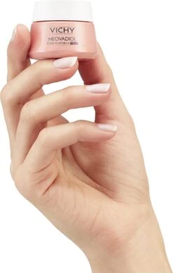 Vichy Neovadiol Rose Platinium Ogen -Verzorgingsvoordeel Huis 761x1200 2