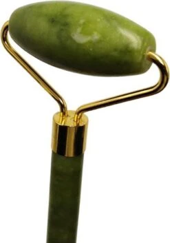 Queen Health | Jade Roller | Gezicht Massage | Verzorging Voor Je Huid En Tegen Wallen En Rimpels | 100% Jade Kristal | Zorgt Voor Jongere Uitstraling! -Verzorgingsvoordeel Huis 840x1200 3