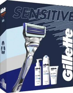 Gillette® Gillette Geschenkset SkinGuard Sensitive - Scheersysteem Voor Mannen + SkinGuard Scheergel 200ml + Hydraterende Crème 100ml + Gezichtsreiniger 140ml -Verzorgingsvoordeel Huis 937x1200 2