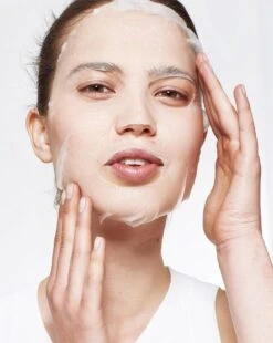 Garnier SkinActive Tissue Gezichtsmasker Hydraterend & Kalmerend - 1 Stuks 27 Garnier SkinActive Tissue Gezichtsmasker Hydraterend & Kalmerend - 1 Stuks -Verzorgingsvoordeel Huis 957x1200 1