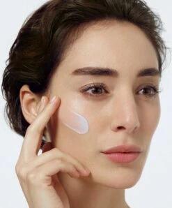 L’Oréal Paris Revitalift Filler Nachtcrème - 50 Ml - Anti Rimpel -Verzorgingsvoordeel Huis 993x1200 1